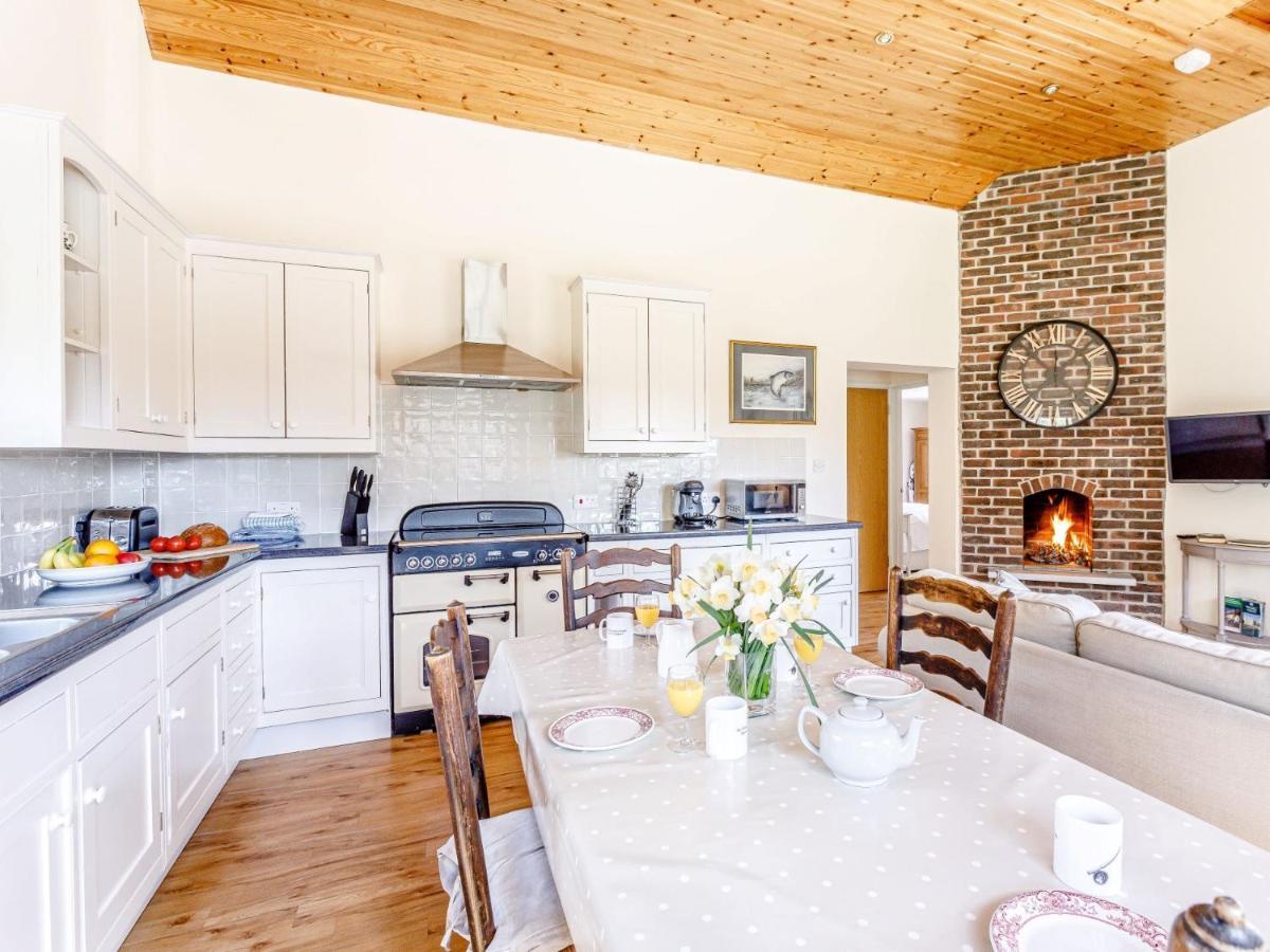 2 Bed In Dorchester 75243 Frampton  Buitenkant foto